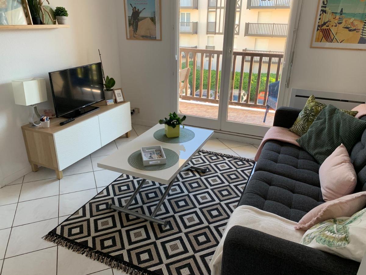 Ferienwohnung Fleur Marine 8 Cabourg Exterior foto